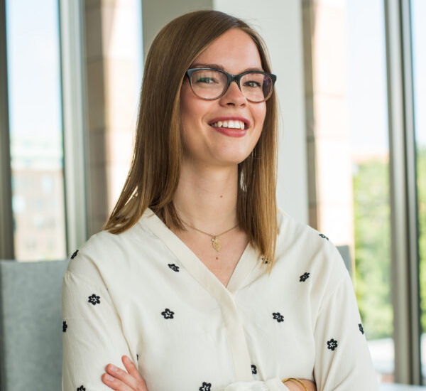 Lindy-Hutz-women-in-tech-600×899-2 Lindy Hutz is in 2021 verkozen tot special agent van Team Rockstars IT.