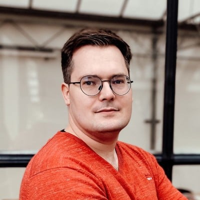 1642506800832 David de Hoop, software developer, werkzaam voor Team Rockstars IT